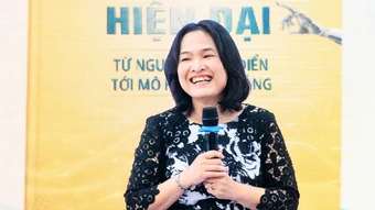 GS Thái Trà My: 'Con người dễ bị AI đánh lừa bởi giọng điệu tự tin'