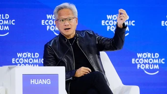 Jensen Huang: 'Nên thử AI trước khi phán xét'