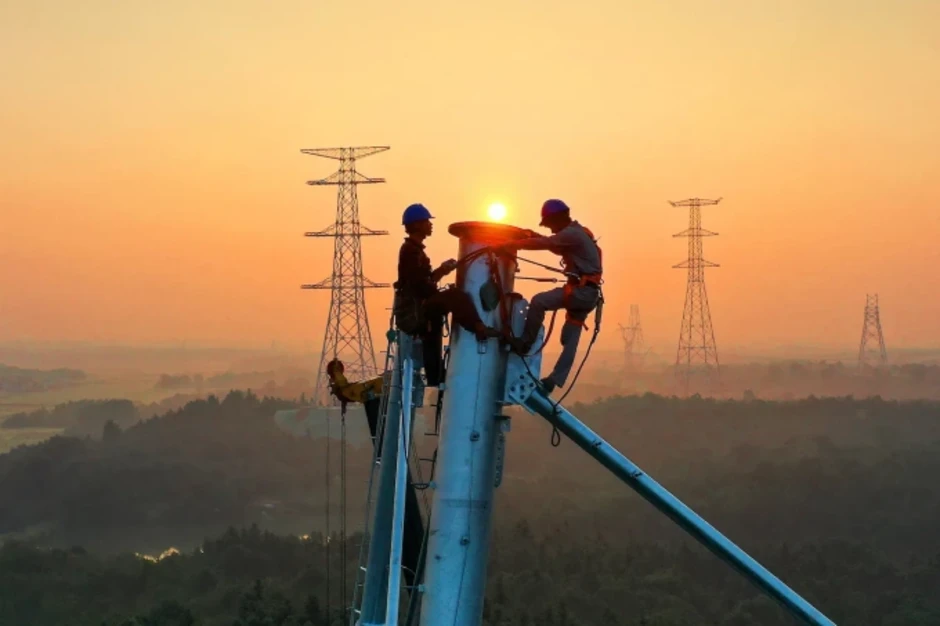 Năng lượng rẻ - 'át chủ bài' của Trung Quốc trong cuộc đua siêu AI Năng lượng rẻ - 'át chủ bài' của Trung Quốc trong cuộc đua siêu AI