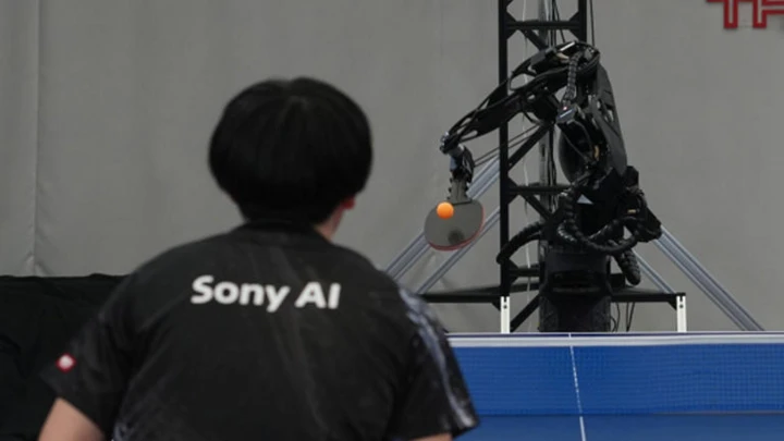 Robot AI Ace của Sony lần đầu đánh bại vận động viên bóng bàn chuyên nghiệp Robot AI Ace của Sony lần đầu đánh bại vận động viên bóng bàn chuyên nghiệp