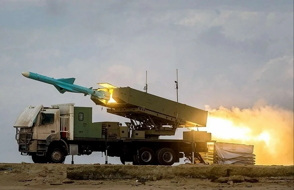 'Sát thủ' tên lửa Noor Iran lộ diện: Tỉ lệ đánh chặn 98%, eo biển Hormuz rung chuyển 'Sát thủ' tên lửa Noor Iran lộ diện: Tỉ lệ đánh chặn 98%, eo biển Hormuz rung chuyển