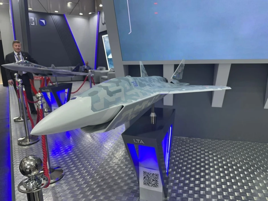 Su-75 Checkmate chính thức rời xưởng, ‘cơn ác mộng’ mới cho các đối thủ phương Tây, định nghĩa lại cuộc chơi Su-75 Checkmate chính thức rời xưởng, ‘cơn ác mộng’ mới cho các đối thủ phương Tây, định nghĩa lại cuộc chơi