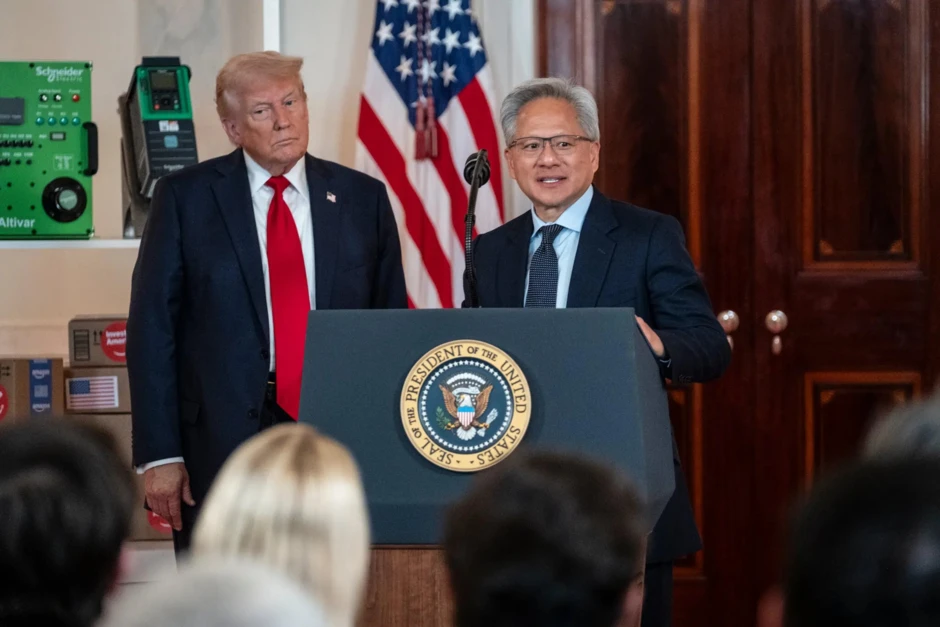 Tỷ phú bán dẫn bất ngờ trở thành đồng minh hàng đầu của Tổng thống Trump