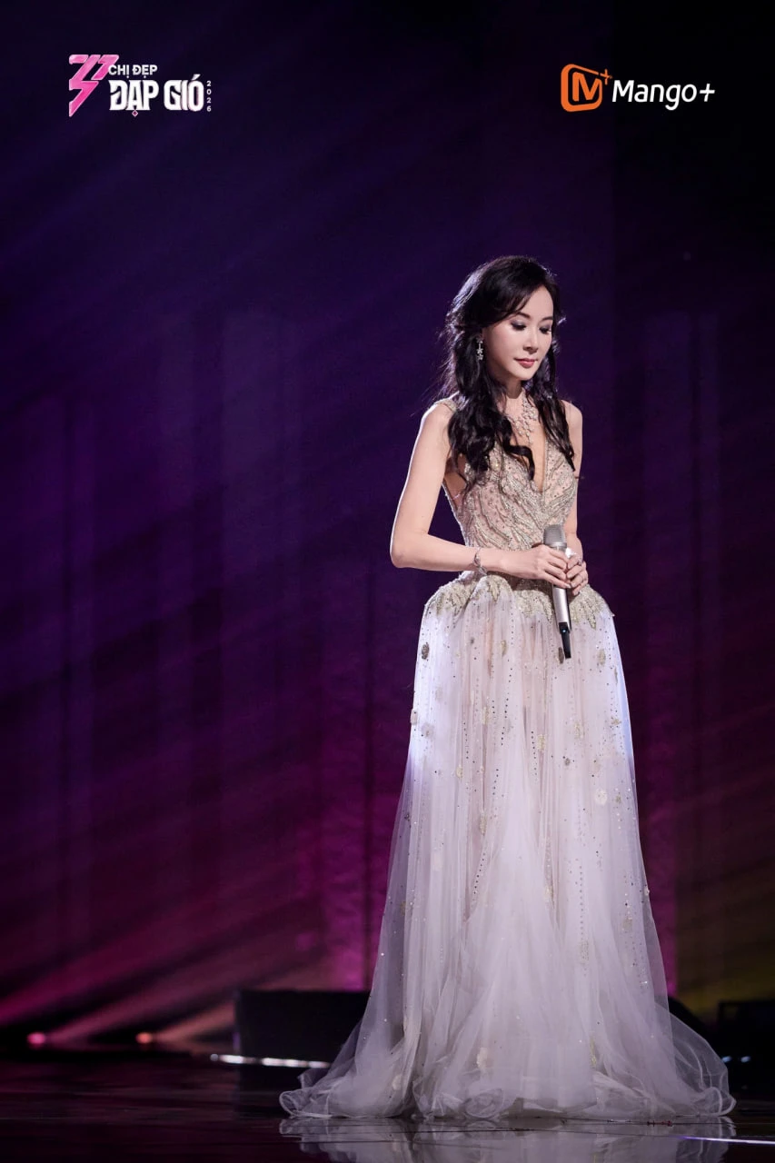 “Đệ nhất mỹ nhân showbiz” từng đánh bại Trang Pháp: Giọng ngọt gợi nhớ cả thanh xuân “Đệ nhất mỹ nhân showbiz” từng đánh bại Trang Pháp: Giọng ngọt gợi nhớ cả thanh xuân