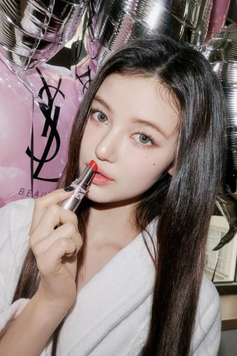 "Công chúa lai" 5 lần lọt đề cử mỹ nhân đẹp nhất thế giới: Sự nghiệp chấm dứt vì mang danh "kẻ phản bội", gánh nợ 800 tỷ "Công chúa lai" 5 lần lọt đề cử mỹ nhân đẹp nhất thế giới: Sự nghiệp chấm dứt vì mang danh "kẻ phản bội", gánh nợ 800 tỷ