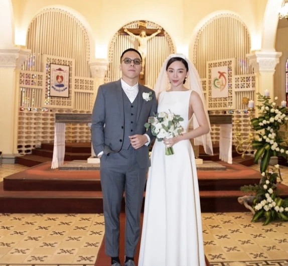 “Sai lầm lớn nhất của Binz là hình ảnh ám chỉ Touliver - Tóc Tiên” “Sai lầm lớn nhất của Binz là hình ảnh ám chỉ Touliver - Tóc Tiên”