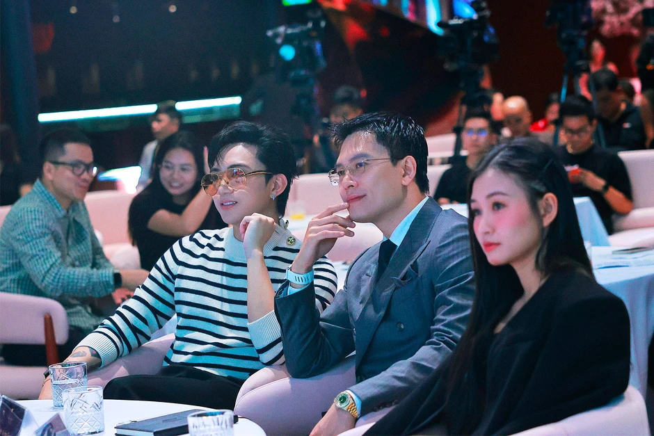 2 nghệ sĩ quốc tế từng giành Grammy đến Việt Nam biểu diễn cùng Soobin, Binz 2 nghệ sĩ quốc tế từng giành Grammy đến Việt Nam biểu diễn cùng Soobin, Binz