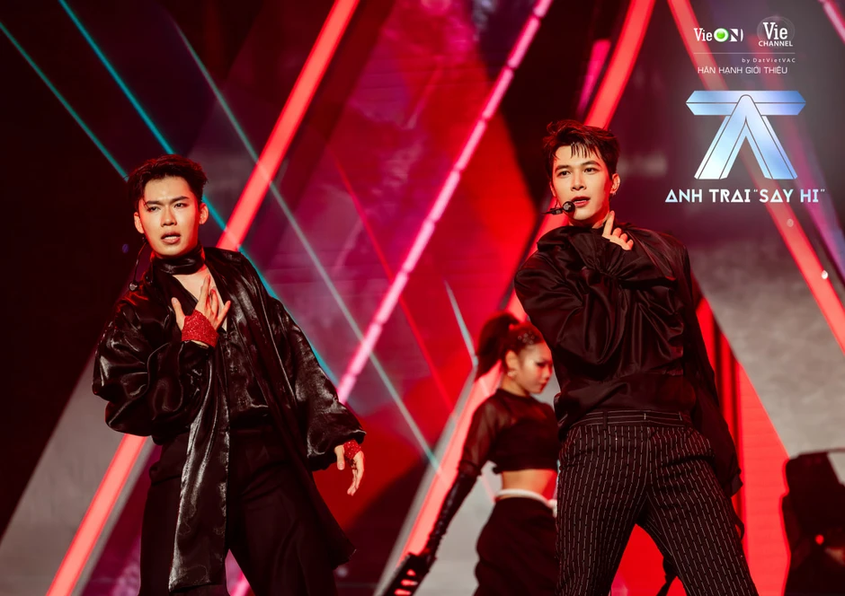 2 nghệ sĩ thông báo không tham gia concert Anh Trai Say Hi D-9