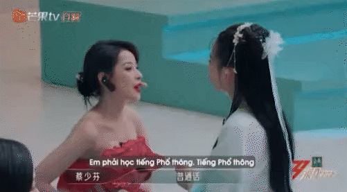 Á hậu làm nhân tình cho đại gia hơn 20 tuổi nhan sắc thay đổi gây sốc, đi thi hát tấu hài cả nước xem Á hậu làm nhân tình cho đại gia hơn 20 tuổi nhan sắc thay đổi gây sốc, đi thi hát tấu hài cả nước xem