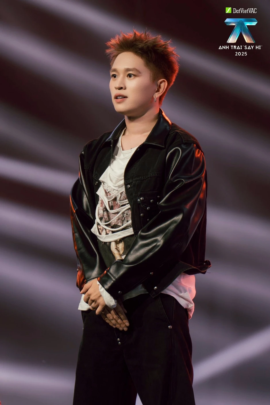 B Ray xây dựng sự nghiệp bằng những lời xin lỗi B Ray xây dựng sự nghiệp bằng những lời xin lỗi