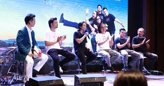 Ban nhạc Bức Tường kể ký ức tình yêu trong MV mới