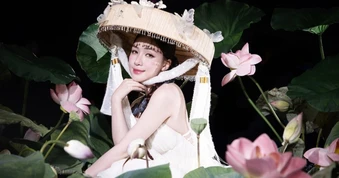 Ban tổ chức Âm vang Tổ quốc: Đổi lời "lúa chín cao nhưng chẳng hề cúi đầu"
