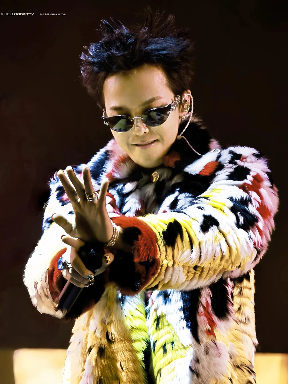 BIGBANG kết màn Coachella 2026: Loạt hit huyền thoại trả lời cho cả thế giới biết như thế nào là Kpop! BIGBANG kết màn Coachella 2026: Loạt hit huyền thoại trả lời cho cả thế giới biết như thế nào là Kpop!