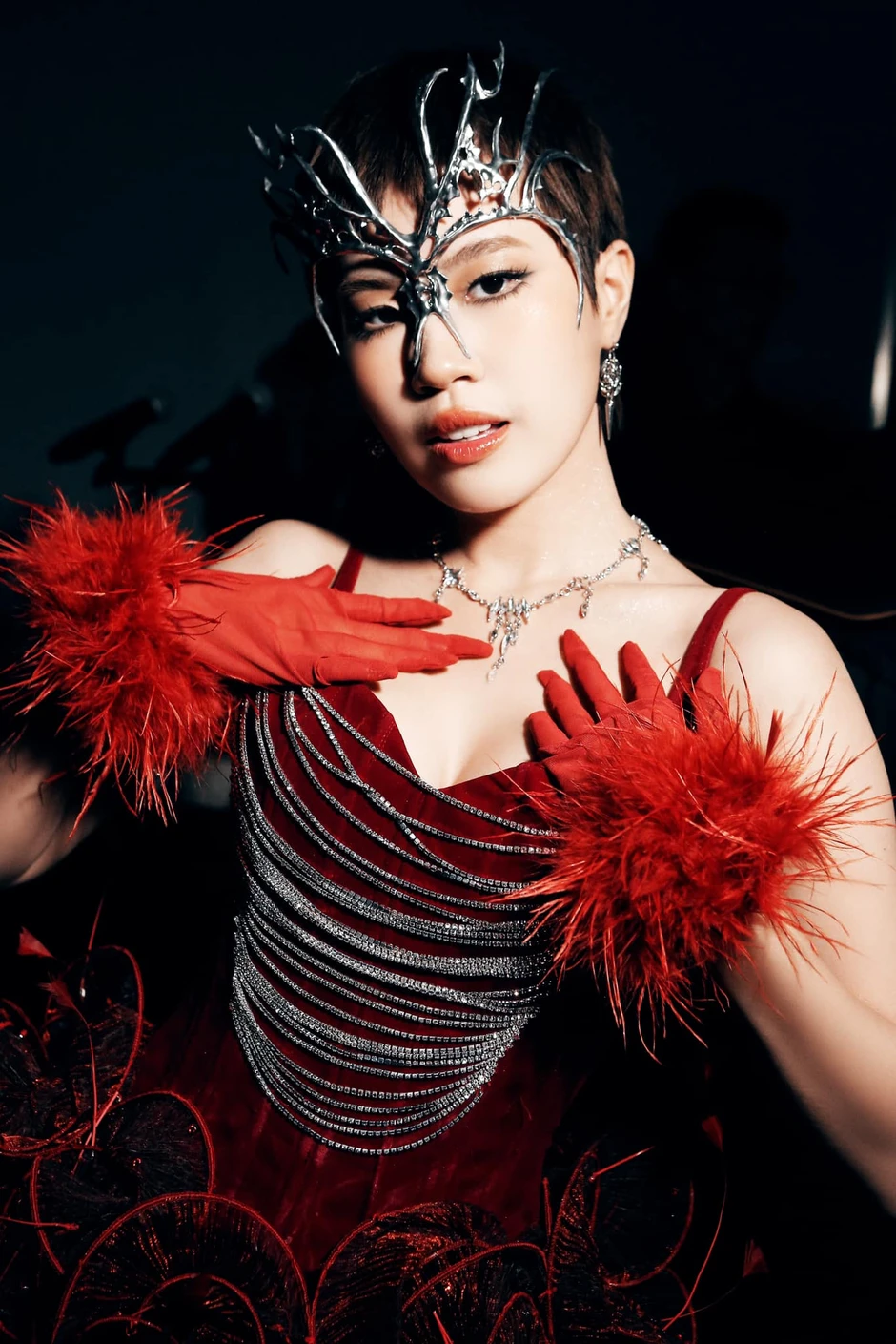 Ca khúc Việt Nam đầu tiên đạt 50 triệu stream của Spotify, hot toàn cầu khiến 1 người đổi đời Ca khúc Việt Nam đầu tiên đạt 50 triệu stream của Spotify, hot toàn cầu khiến 1 người đổi đời