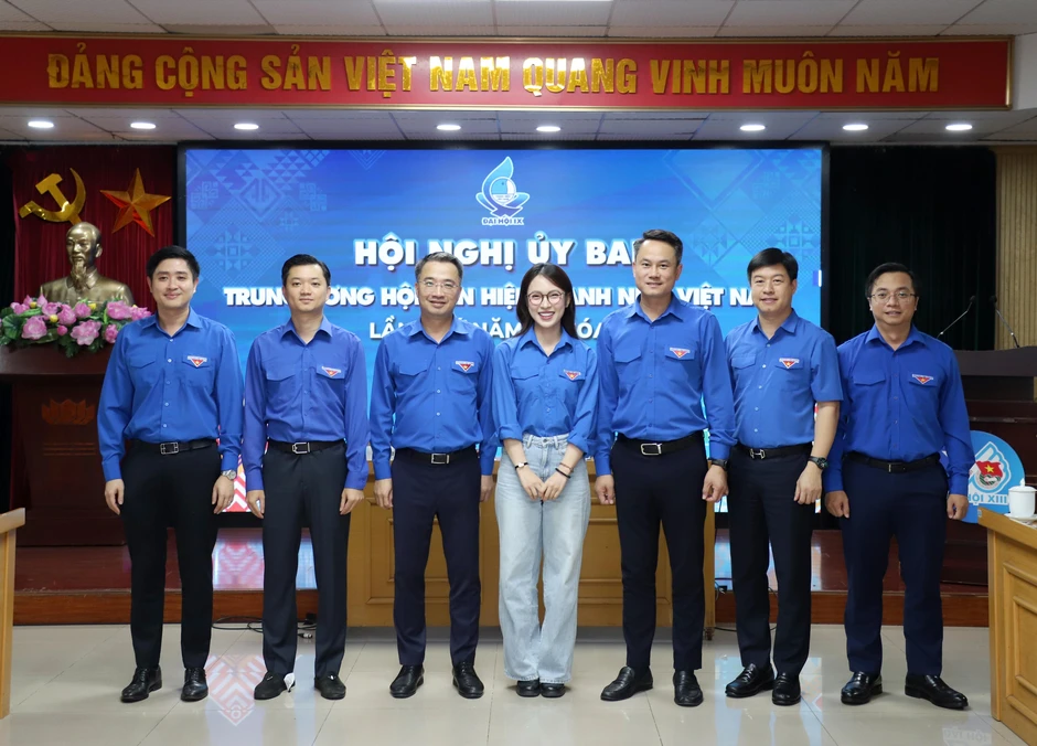 Ca sĩ Hòa Minzy, MC Khánh Vy làm Ủy viên Trung ương Hội Thanh niên Việt Nam