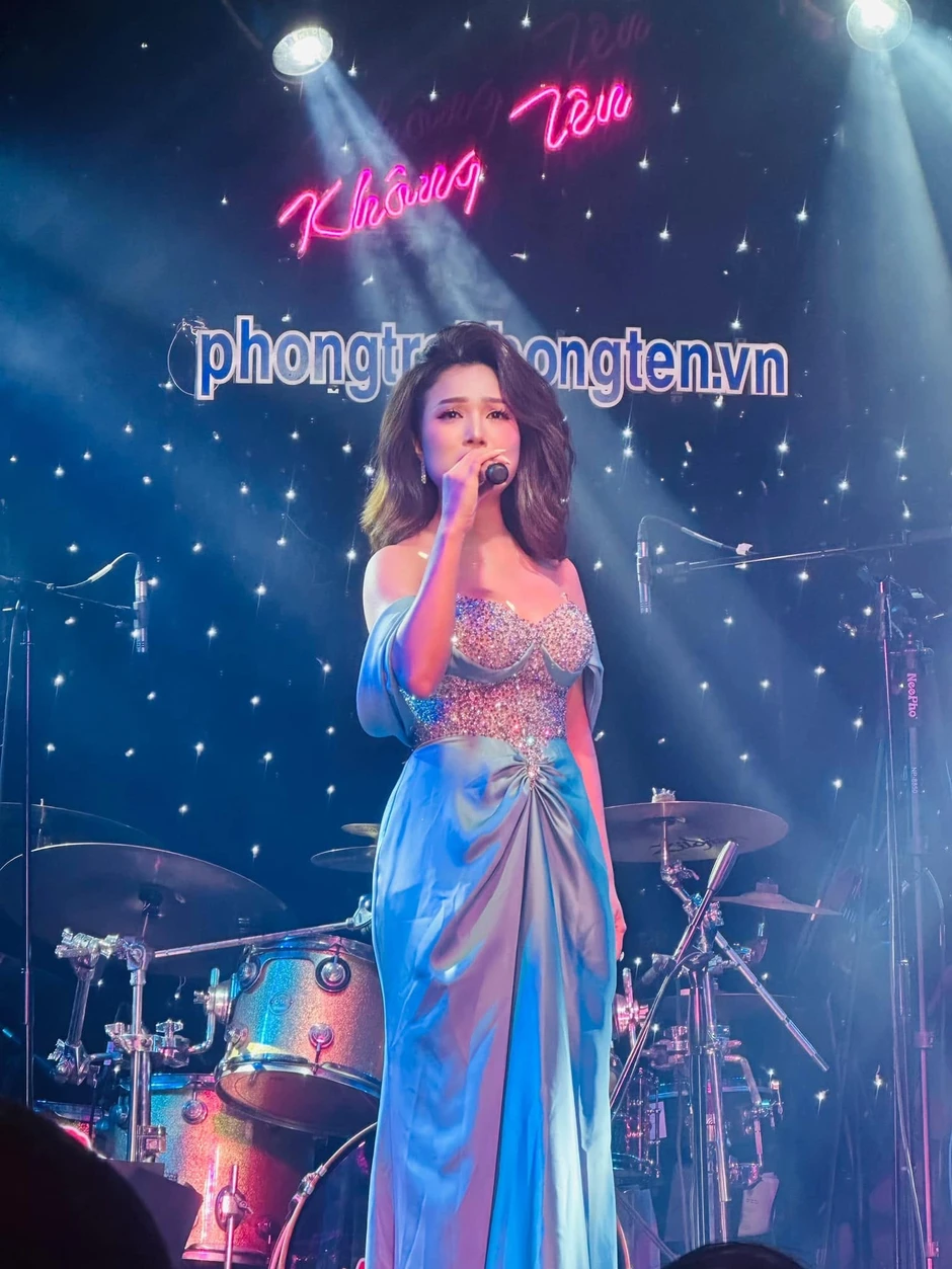 Ca sĩ Phương Diễm Huyền vừa bị khởi tố là ai? Ca sĩ Phương Diễm Huyền vừa bị khởi tố là ai?