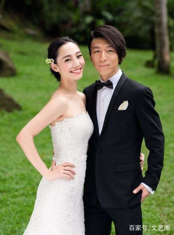 Cấm sóng ca sĩ đình đám bị bắt vì sử dụng ma túy: Hủy mọi show diễn, toàn bộ âm nhạc bị gỡ bỏ Cấm sóng ca sĩ đình đám bị bắt vì sử dụng ma túy: Hủy mọi show diễn, toàn bộ âm nhạc bị gỡ bỏ