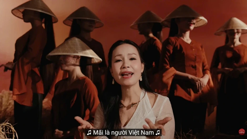 Câu hát “lúa chín không cúi đầu” gây ý kiến trái chiều, NSX xác nhận sẽ sửa MV Câu hát “lúa chín không cúi đầu” gây ý kiến trái chiều, NSX xác nhận sẽ sửa MV