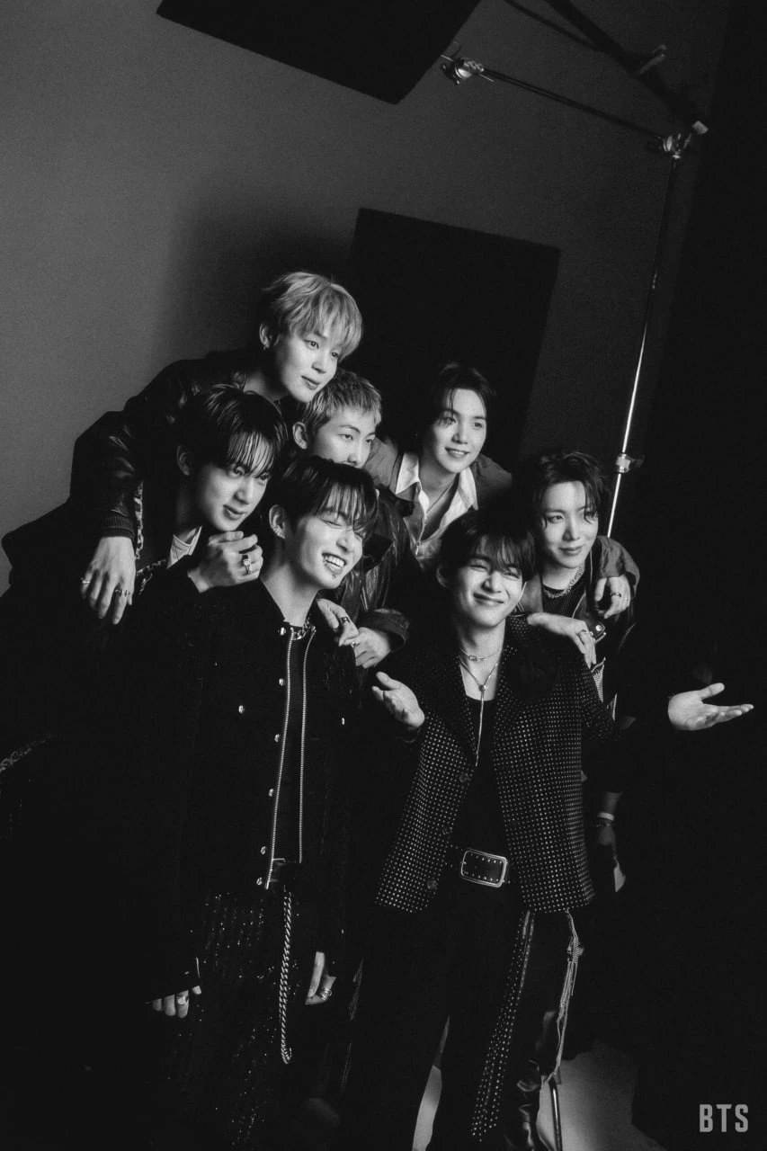 Chính BTS cũng không thích album ARIRANG: Như một món ăn thập cẩm, tự hào dân tộc đậm nét