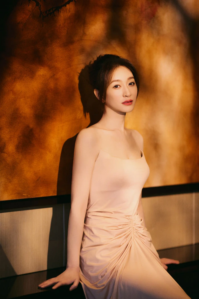 Chông gai đầu tiên của Trang Pháp ở Đạp Gió bản Trung: Đối đầu mỹ nhân “hát dở nhất showbiz” Chông gai đầu tiên của Trang Pháp ở Đạp Gió bản Trung: Đối đầu mỹ nhân “hát dở nhất showbiz”