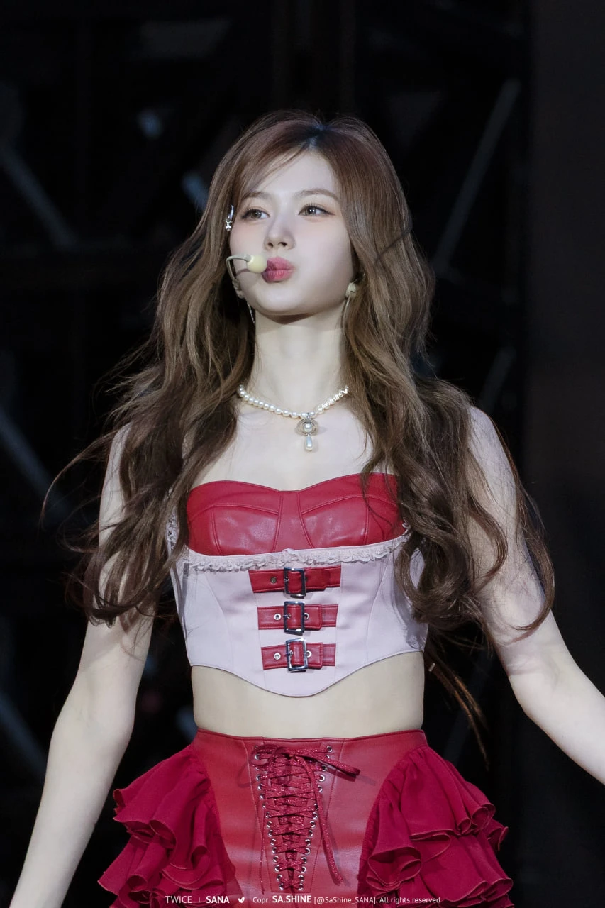 Đã hiểu lý do đây là mỹ nhân lọt top đẹp nhất thế giới, nói ngoại lệ showbiz cũng không ngoa Đã hiểu lý do đây là mỹ nhân lọt top đẹp nhất thế giới, nói ngoại lệ showbiz cũng không ngoa