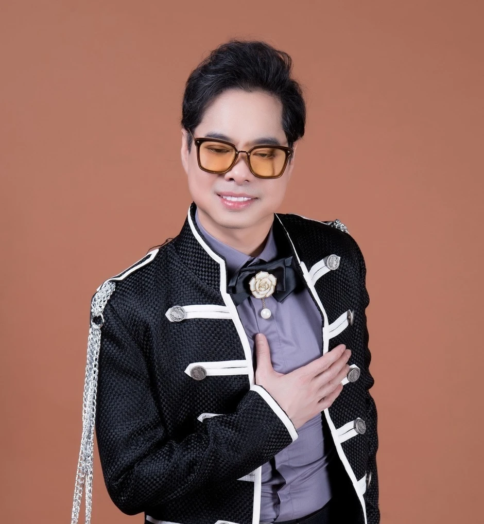 Danh ca Ngọc Sơn: Hát nhạc Trịnh, nghệ sĩ cần tìm đến sự tĩnh lặng nội tâm Danh ca Ngọc Sơn: Hát nhạc Trịnh, nghệ sĩ cần tìm đến sự tĩnh lặng nội tâm