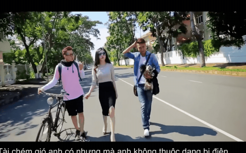 Đoạn clip 5 giây “tóm dính” 2 nghệ sĩ nổi tiếng, nhìn biểu cảm hiểu luôn vấn đề Đoạn clip 5 giây “tóm dính” 2 nghệ sĩ nổi tiếng, nhìn biểu cảm hiểu luôn vấn đề