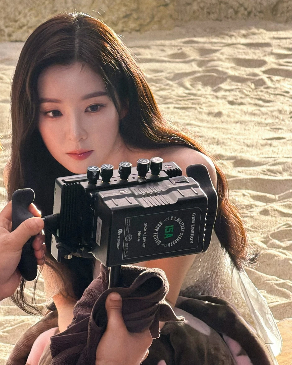 Đúng là đệ nhất mỹ nhân showbiz, “say khướt” mà đẹp càng thêm đẹp Đúng là đệ nhất mỹ nhân showbiz, “say khướt” mà đẹp càng thêm đẹp