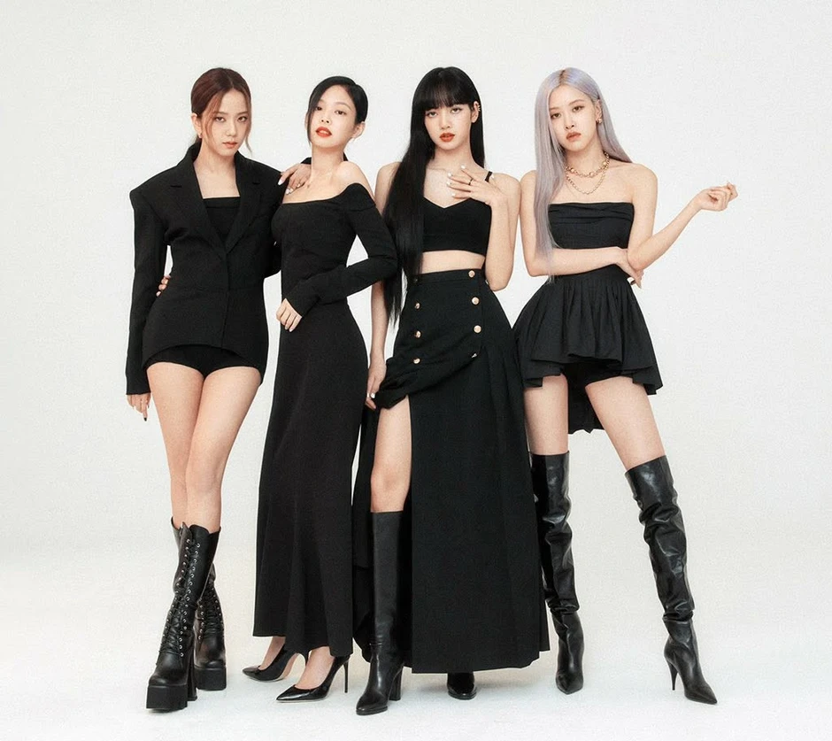 Fan cuồng bị bắt vì đập cửa kính, gây náo loạn trước thềm BlackPink kỷ niệm 10 năm Fan cuồng bị bắt vì đập cửa kính, gây náo loạn trước thềm BlackPink kỷ niệm 10 năm