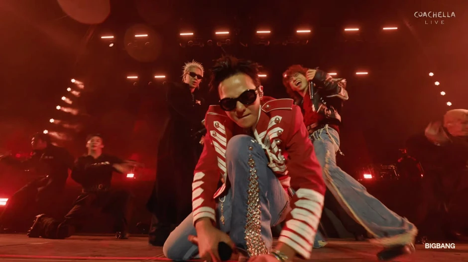 G-DRAGON đã tìm lại được 210 tỷ rơi ở Coachella: Nhìn "anh Long" nhảy là biết G-DRAGON đã tìm lại được 210 tỷ rơi ở Coachella: Nhìn "anh Long" nhảy là biết