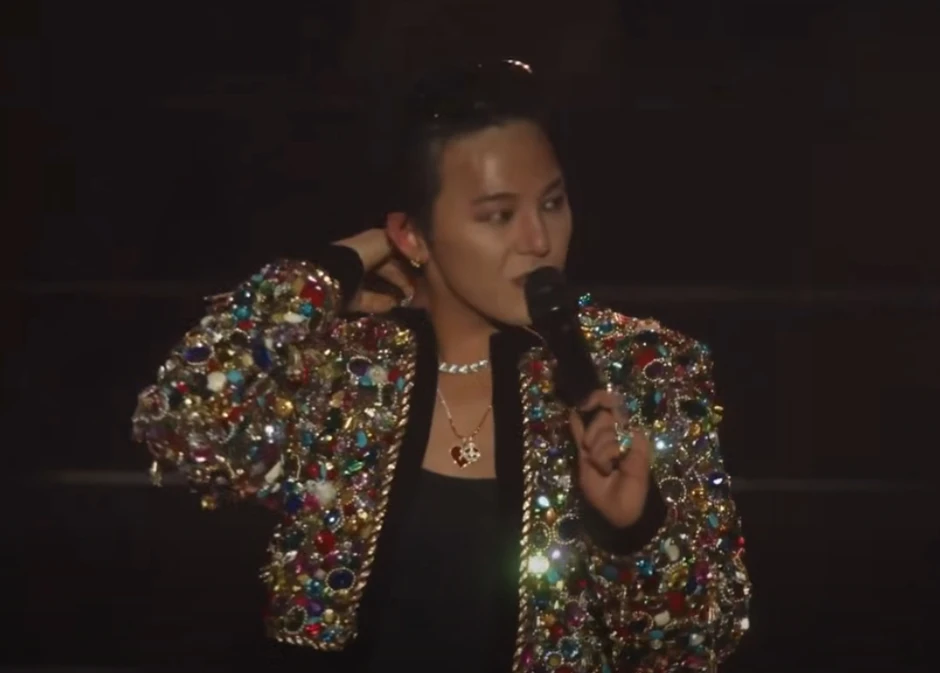 G-DRAGON đã tìm lại được 210 tỷ rơi ở Coachella: Nhìn "anh Long" nhảy là biết G-DRAGON đã tìm lại được 210 tỷ rơi ở Coachella: Nhìn "anh Long" nhảy là biết