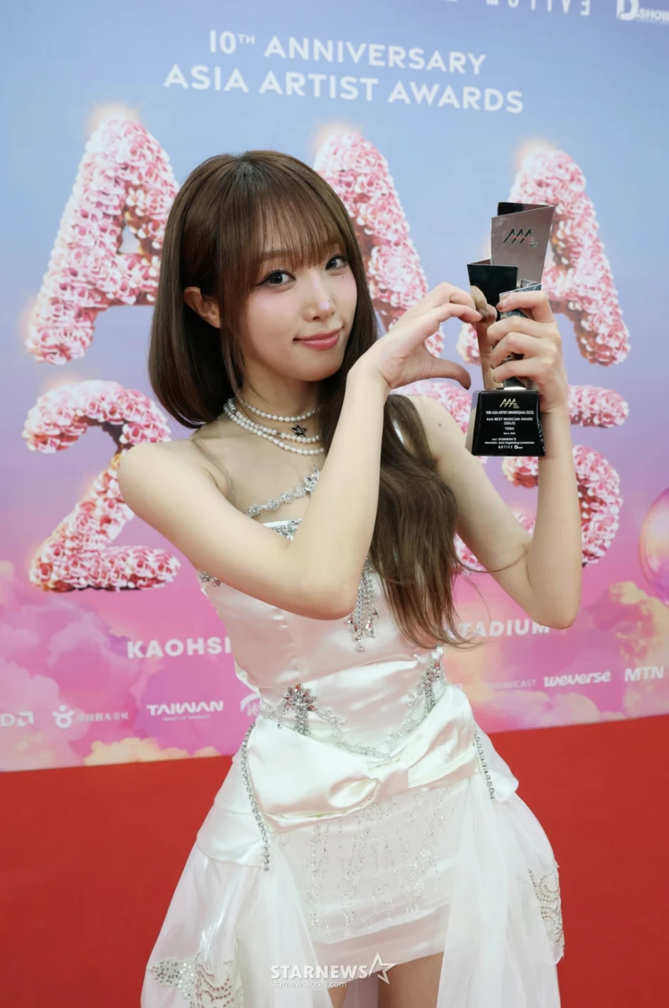 Giọt nước mắt của Yena nặng 37kg, bác sĩ từng khuyên nên từ bỏ cơ hội sống Giọt nước mắt của Yena nặng 37kg, bác sĩ từng khuyên nên từ bỏ cơ hội sống