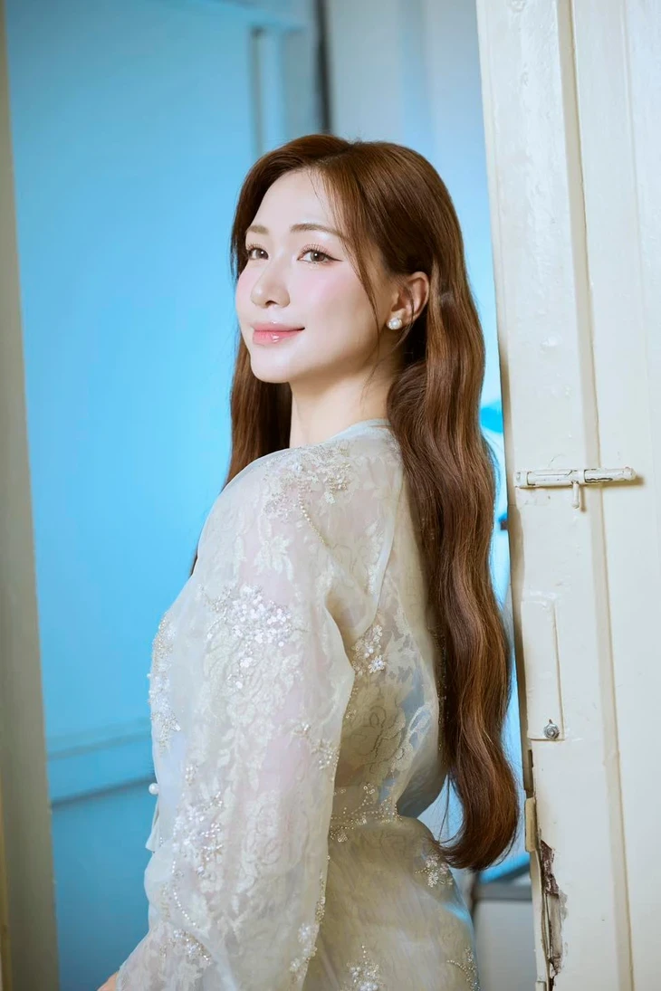 HIEUTHUHAI được nghe nhiều nhất trên mạng tháng qua, 'con tướng' Hngle là ai mà hot? HIEUTHUHAI được nghe nhiều nhất trên mạng tháng qua, 'con tướng' Hngle là ai mà hot?