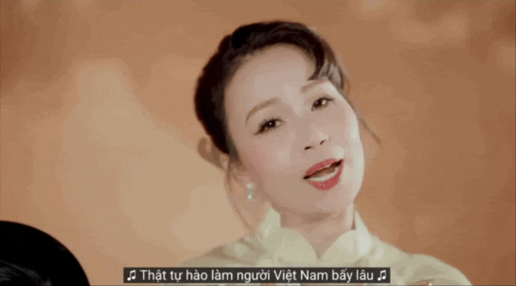 Hòa Minzy - Cẩm Ly lần đầu diễn live ca khúc gây tranh cãi, sửa lời ngay trên sóng trực tiếp Hòa Minzy - Cẩm Ly lần đầu diễn live ca khúc gây tranh cãi, sửa lời ngay trên sóng trực tiếp