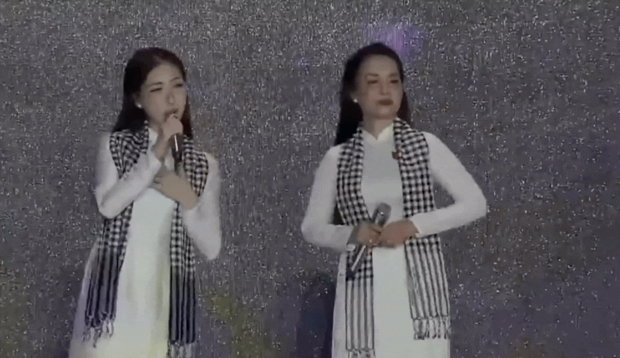 Hòa Minzy - Cẩm Ly lần đầu diễn live ca khúc gây tranh cãi, sửa lời ngay trên sóng trực tiếp Hòa Minzy - Cẩm Ly lần đầu diễn live ca khúc gây tranh cãi, sửa lời ngay trên sóng trực tiếp