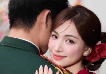 Hòa Minzy công khai bạn trai