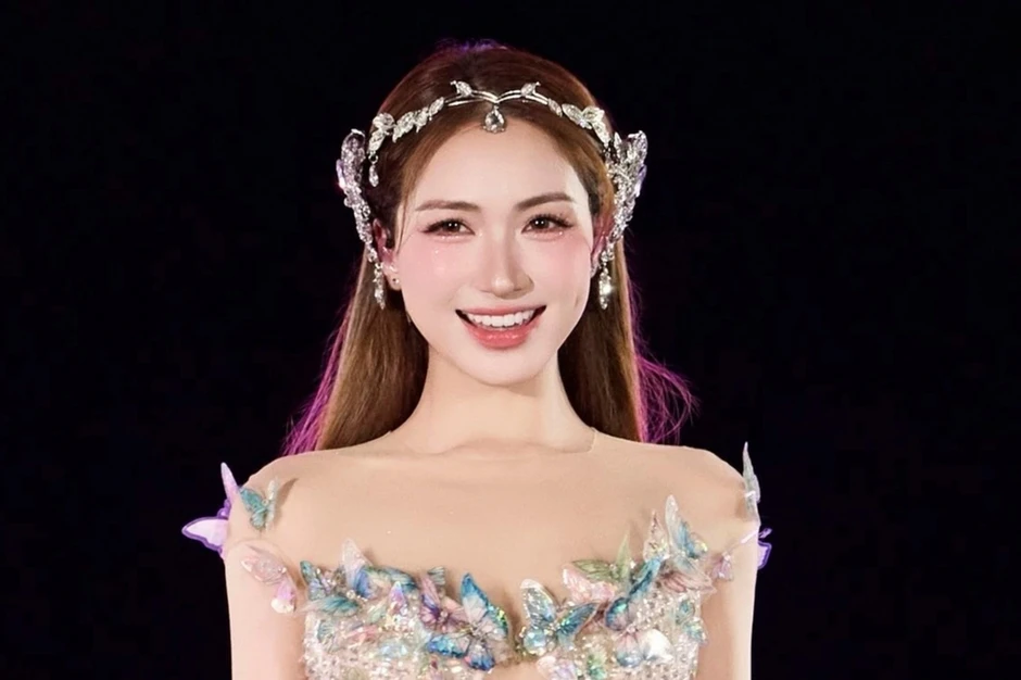 Hòa Minzy, Hà Myo hòa giọng trong concert "Thanh xuân" Hòa Minzy, Hà Myo hòa giọng trong concert "Thanh xuân"