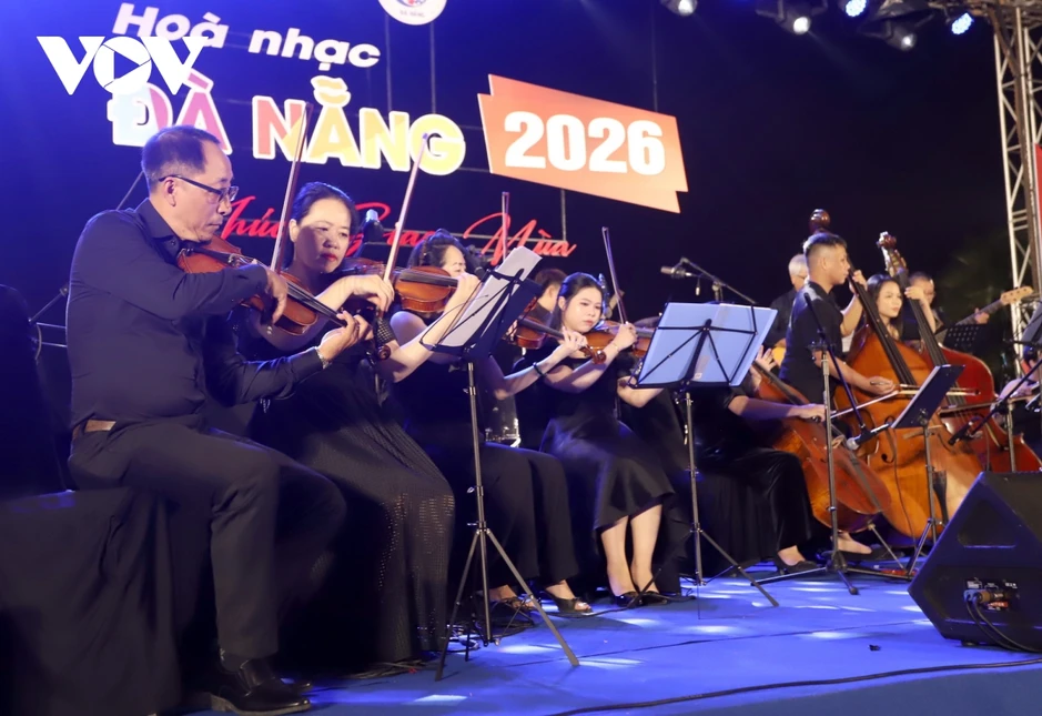 Hòa nhạc “Khúc giao mùa” kỷ niệm 51 năm Ngày giải phóng TP Đà Nẵng