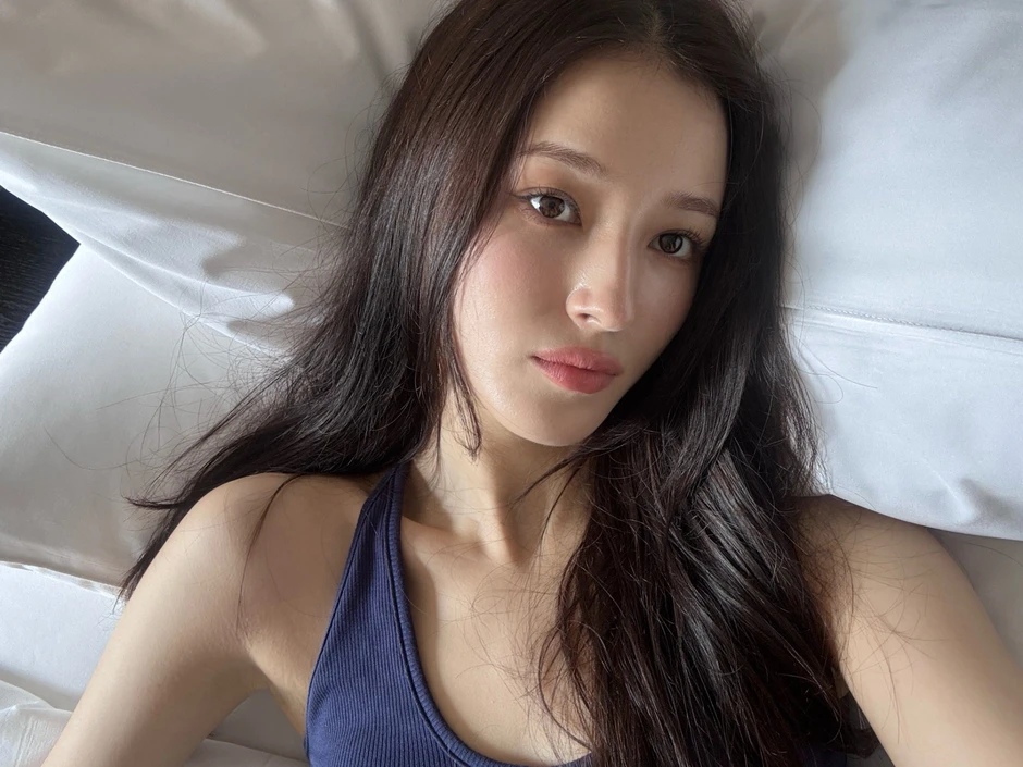 Hot girl phố đi bộ Hà Nội là mỹ nhân đẹp nhất thế giới nay hết thời lặn mất tăm Hot girl phố đi bộ Hà Nội là mỹ nhân đẹp nhất thế giới nay hết thời lặn mất tăm