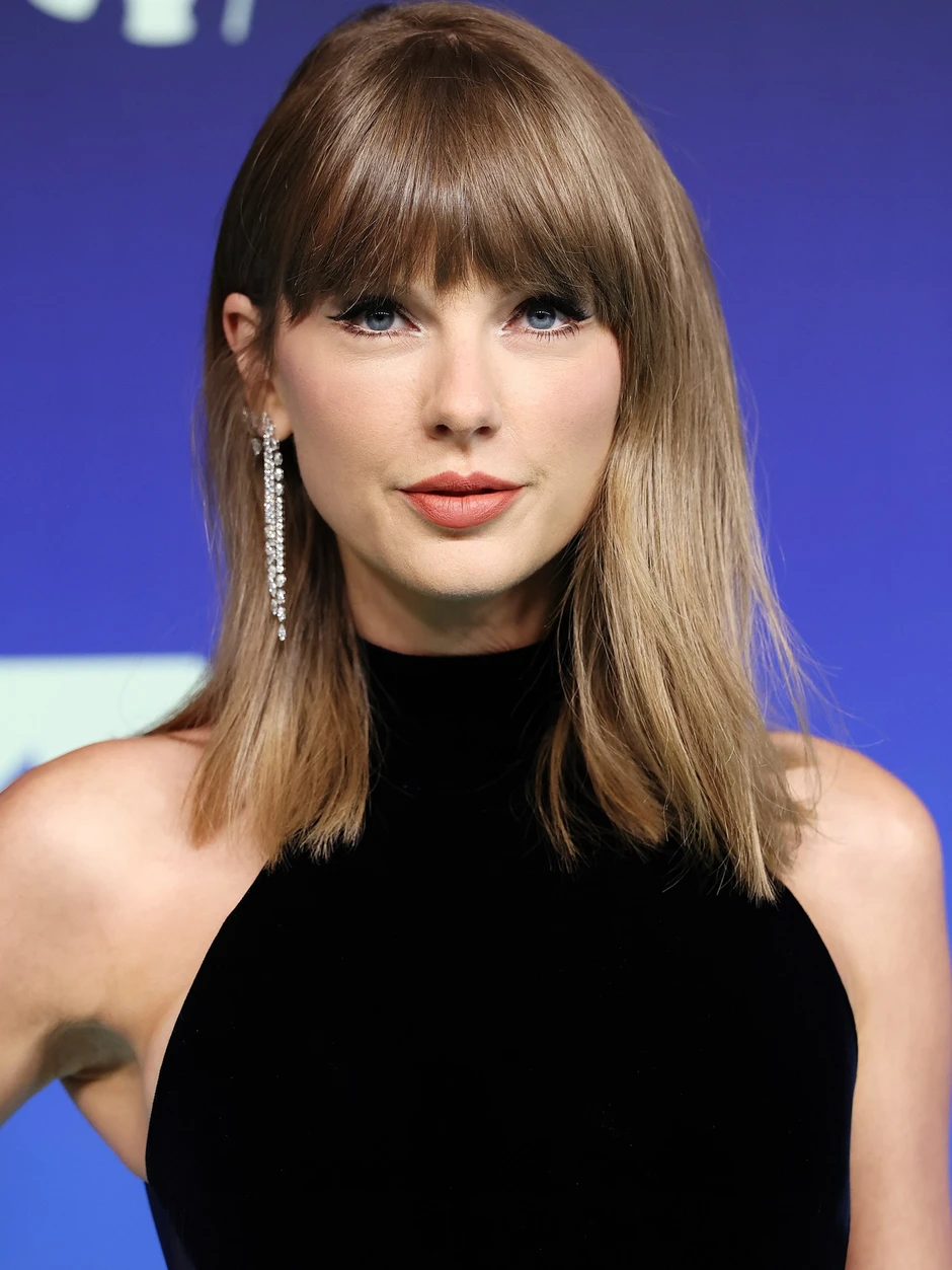 Huyền thoại âm nhạc gây bão khi gọi Taylor Swift là 'đỉnh cao của sự tầm thường'