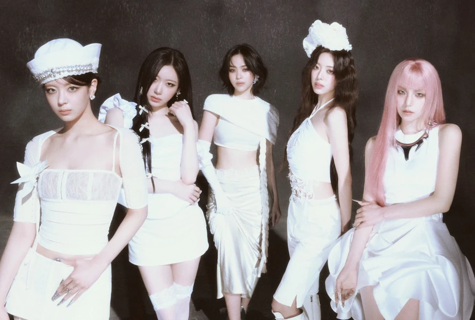 ITZY hồi sinh ngoạn mục: Concert gây sốt, album leo top 1 nước ngoài ITZY hồi sinh ngoạn mục: Concert gây sốt, album leo top 1 nước ngoài