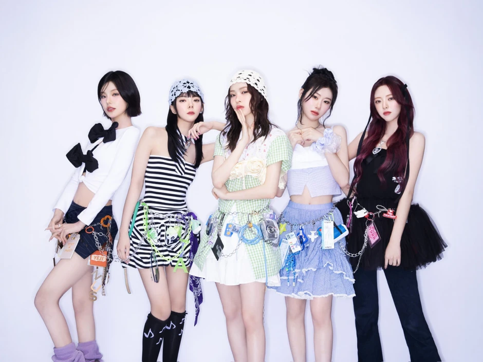 ITZY hồi sinh ngoạn mục: Concert gây sốt, album leo top 1 nước ngoài ITZY hồi sinh ngoạn mục: Concert gây sốt, album leo top 1 nước ngoài