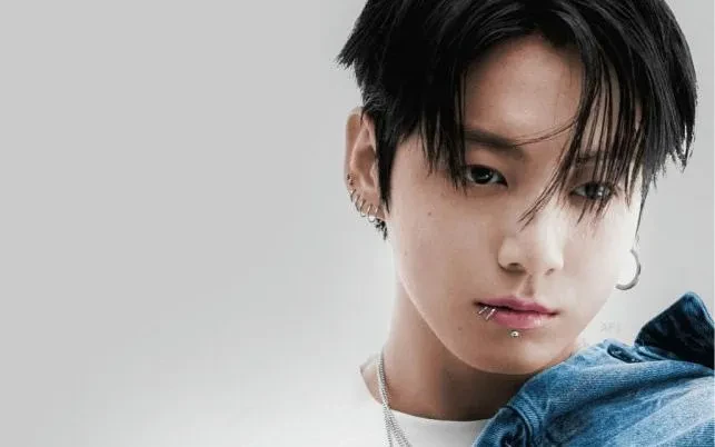 Jungkook (BTS) lập kỷ lục mới cho nghệ sĩ solo K-Pop Jungkook (BTS) lập kỷ lục mới cho nghệ sĩ solo K-Pop