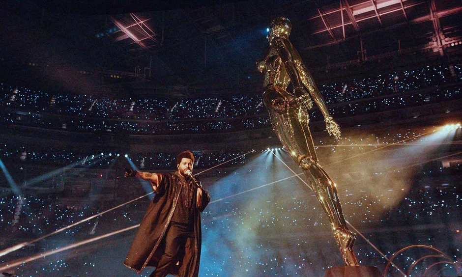 Khán giả “đi nặng” ở concert The Weeknd chặng Thái Lan, fan Việt tá hoả Khán giả “đi nặng” ở concert The Weeknd chặng Thái Lan, fan Việt tá hoả