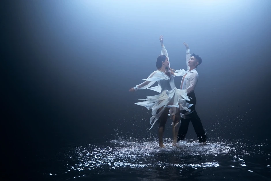 Khánh Thi, Phan Hiển lột tả tình yêu trong MV Lệ Quyên Khánh Thi, Phan Hiển lột tả tình yêu trong MV Lệ Quyên
