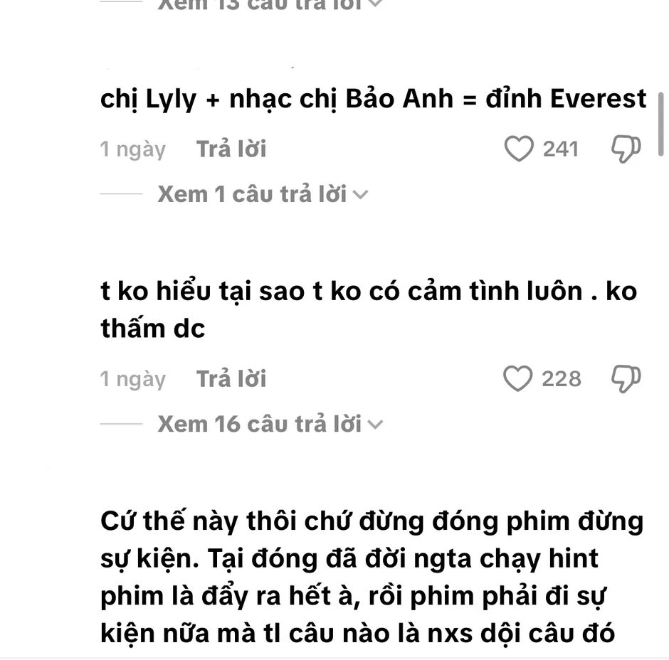 LyLy chỉ cần đàn hát là được khen LyLy chỉ cần đàn hát là được khen