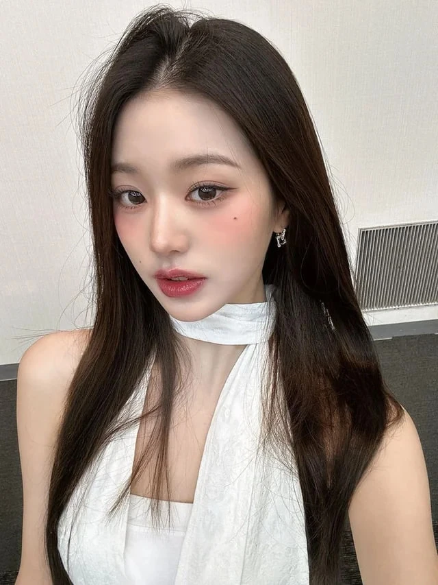 Mỹ nhân được đề cử đẹp nhất thế giới 2026: Công chúa showbiz "ám ảnh center" Mỹ nhân được đề cử đẹp nhất thế giới 2026: Công chúa showbiz "ám ảnh center"