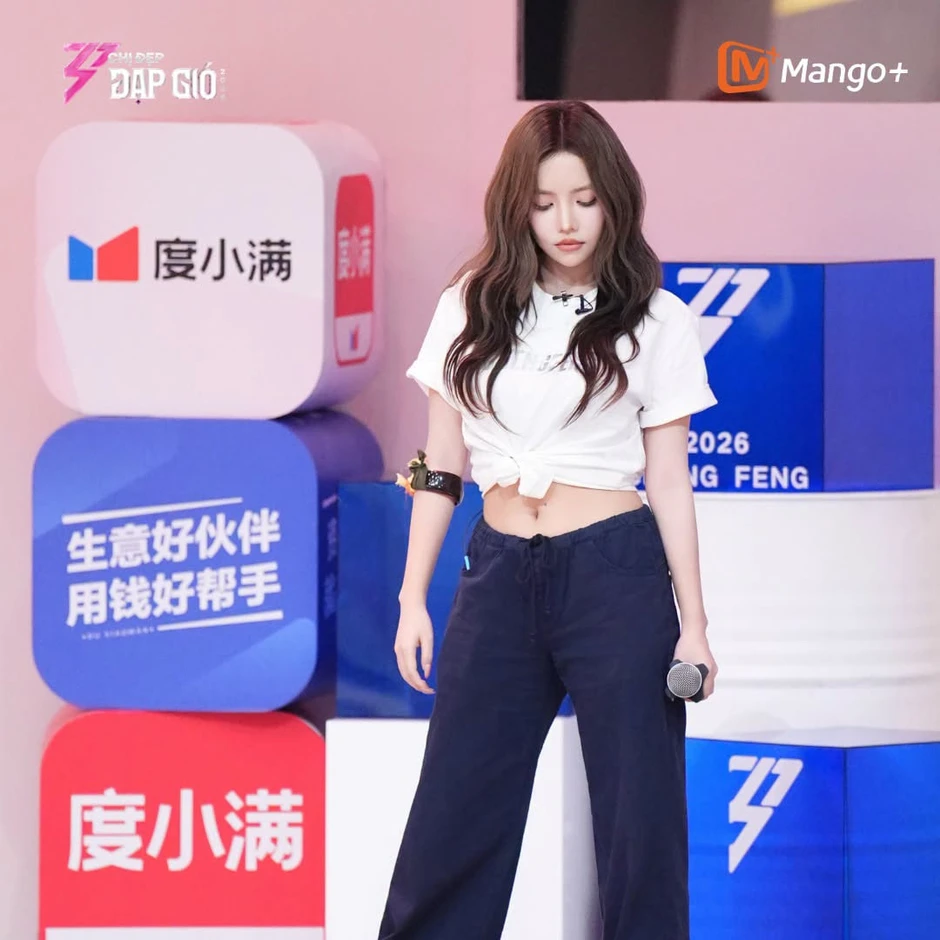 Mỹ nhân tài năng ngang ngửa Trang Pháp, cứ kết hợp với sao Việt là gây sốt Mỹ nhân tài năng ngang ngửa Trang Pháp, cứ kết hợp với sao Việt là gây sốt