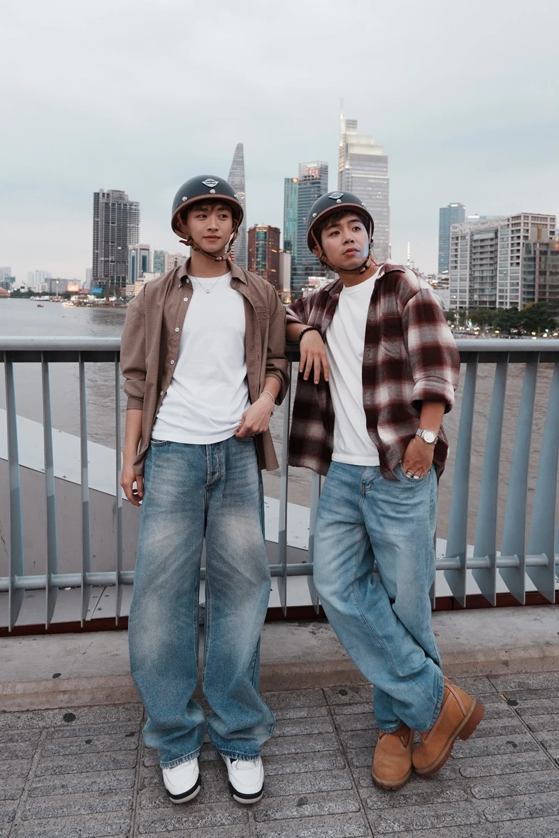 Mason Nguyễn ra MV sau 'Anh trai say hi', Phúc Anh làm tiếp '54 dân tộc Việt Nam' Mason Nguyễn ra MV sau 'Anh trai say hi', Phúc Anh làm tiếp '54 dân tộc Việt Nam'