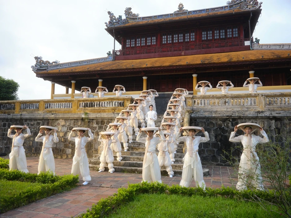 MONO nói về khoảng thời gian hạn chế xuất hiện MONO nói về khoảng thời gian hạn chế xuất hiện
